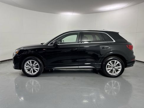 Used 2025 Audi Q3 2.0T Premium w/ Convenience Package AWD/4WD image 30