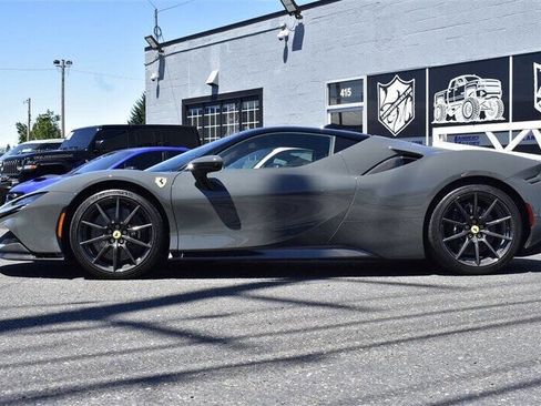 Used 2021 Ferrari SF90 Stradale image 2