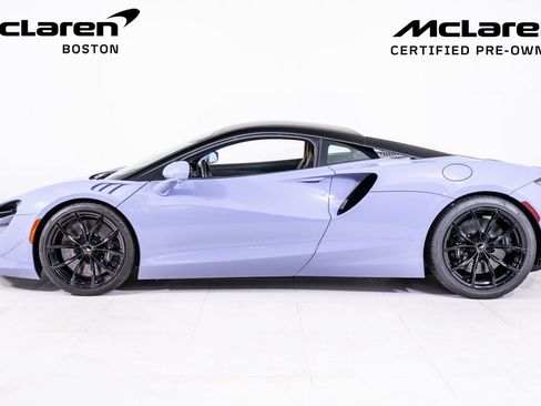 Used 2023 McLaren Artura image 2