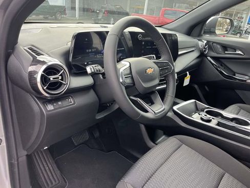 New 2026 Chevrolet Equinox LT image 10