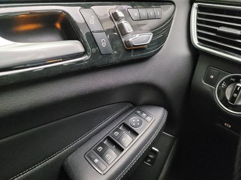 Used 2017 Mercedes-Benz GLE 350 4MATIC w/ Premium 1 Package image 27