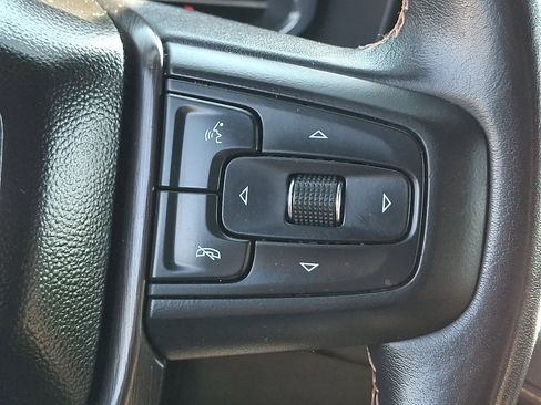 Used 2023 GMC Yukon XL AT4 w/ AT4 Premium Package AWD/4WD image 26