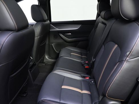 Certified 2025 MAZDA CX-70 3.3 Turbo S w/ Premium Package image 21