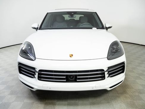 Certified 2023 Porsche Cayenne AWD/4WD image 35