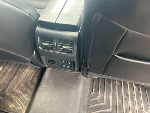 Used 2023 Nissan Rogue Platinum w/ Platinum Premium Package FWD image 19