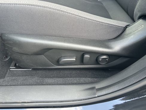 Certified 2025 Subaru Crosstrek 2.0i Premium AWD/4WD image 20