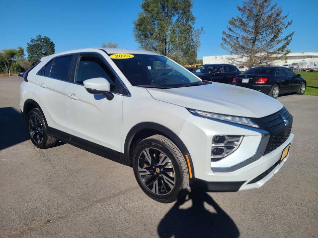 Used 2025 Mitsubishi Eclipse Cross SE AWD/4WD image 4