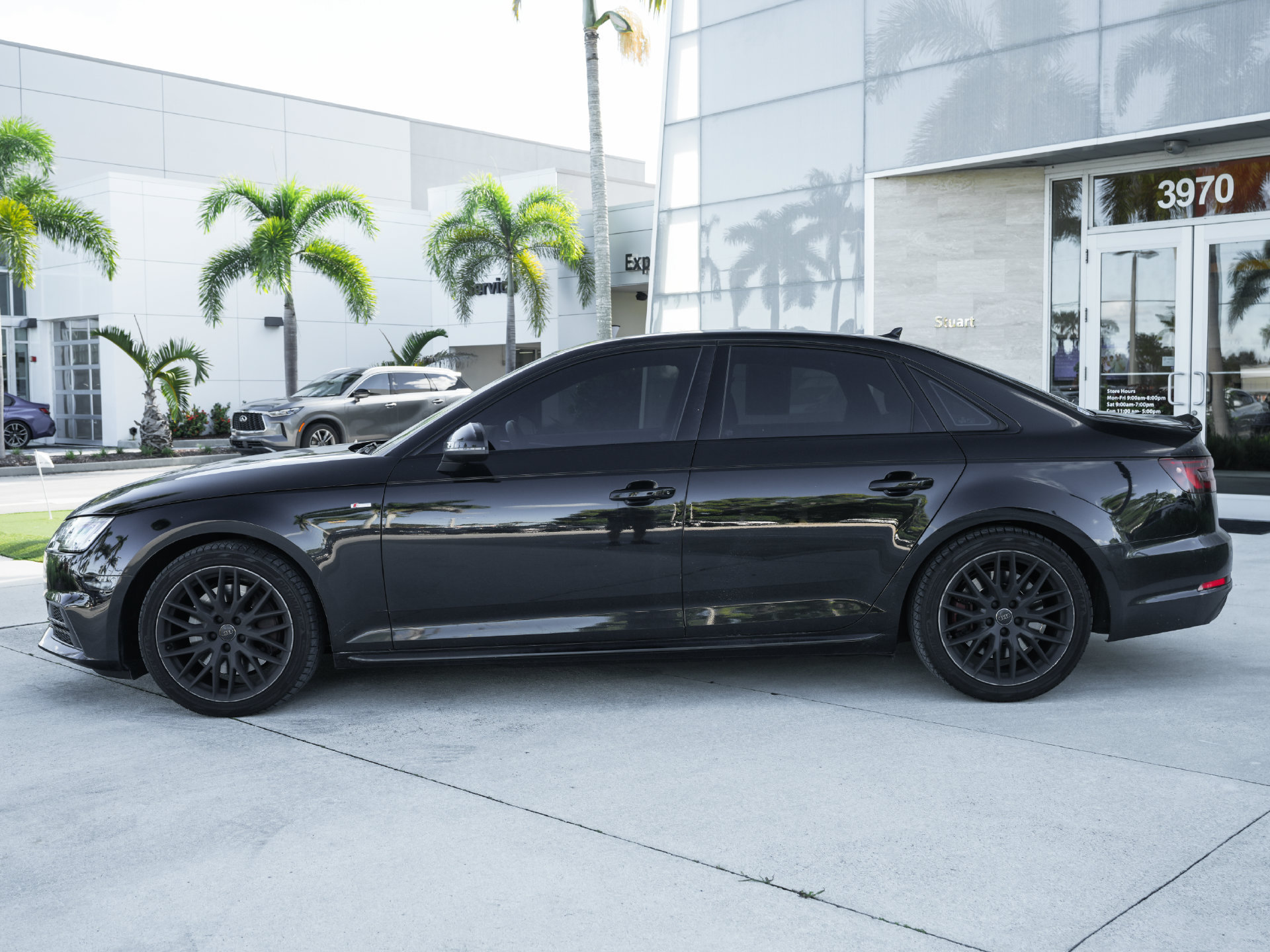Used 2018 Audi A4 2.0T Premium Plus w/ Premium Plus Package AWD/4WD image 17