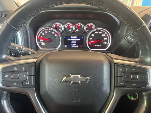 Used 2020 Chevrolet Silverado 1500 LT Trail Boss AWD/4WD image 14