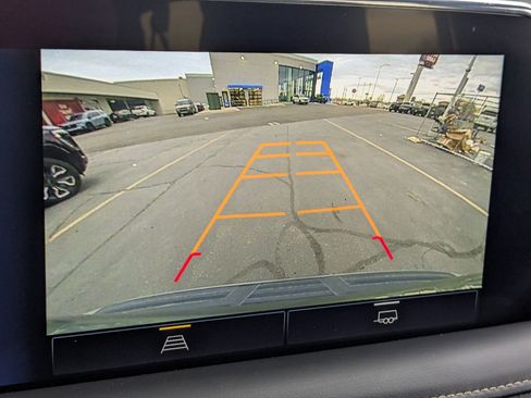 Used 2023 Chevrolet Suburban Premier image 22