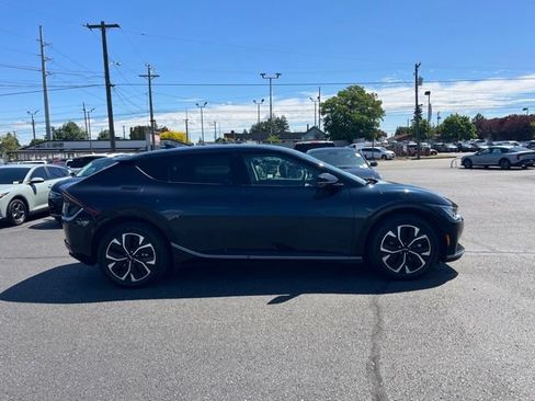 Used 2022 Kia EV6 Wind w/ Wind Technology Package AWD/4WD image 6