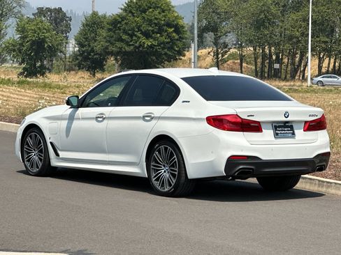 Used 2018 BMW 530e RWD image 5