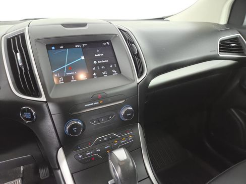 Used 2017 Ford Edge SEL w/ Equipment Group 201A AWD/4WD image 25