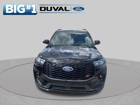 Used 2025 Ford Explorer ST w/ Sun And Sound Package RWD image 4