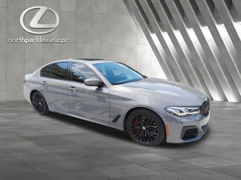 Used 2021 BMW 540i w/ M Sport Package RWD image 5