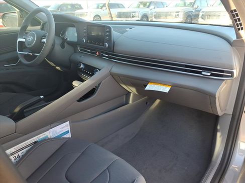 New 2026 Hyundai Elantra Sport image 6