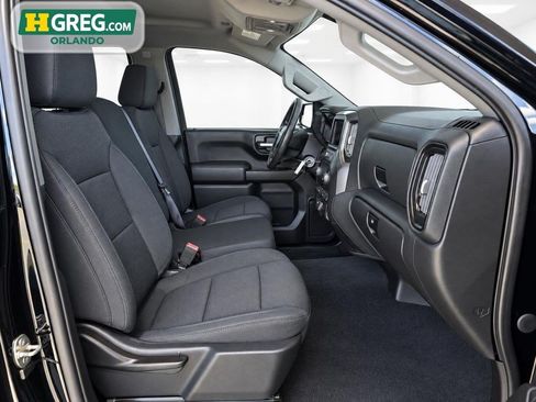 Used 2019 Chevrolet Silverado 1500 Custom w/ Custom Value Package RWD image 11