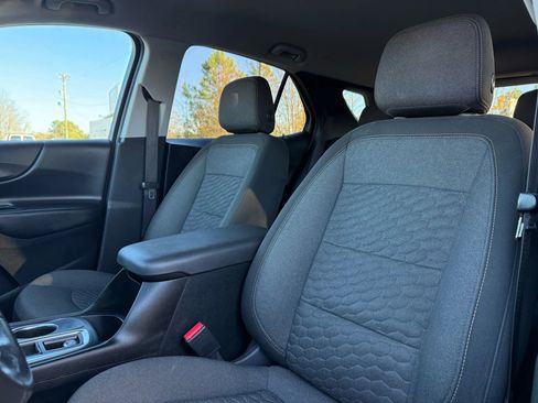 Used 2020 Chevrolet Equinox LT image 13