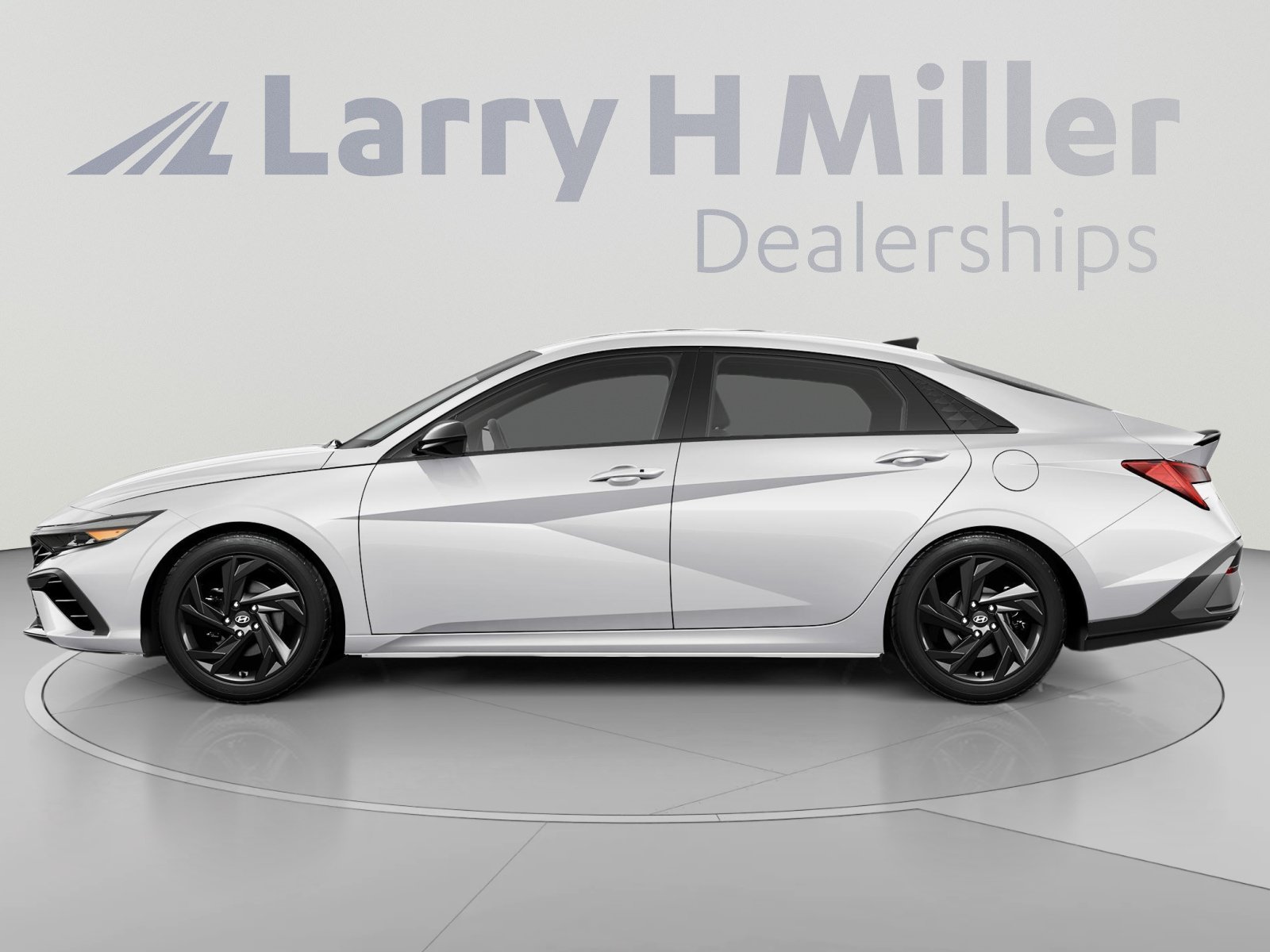New 2026 Hyundai Elantra SEL Sport FWD image 3