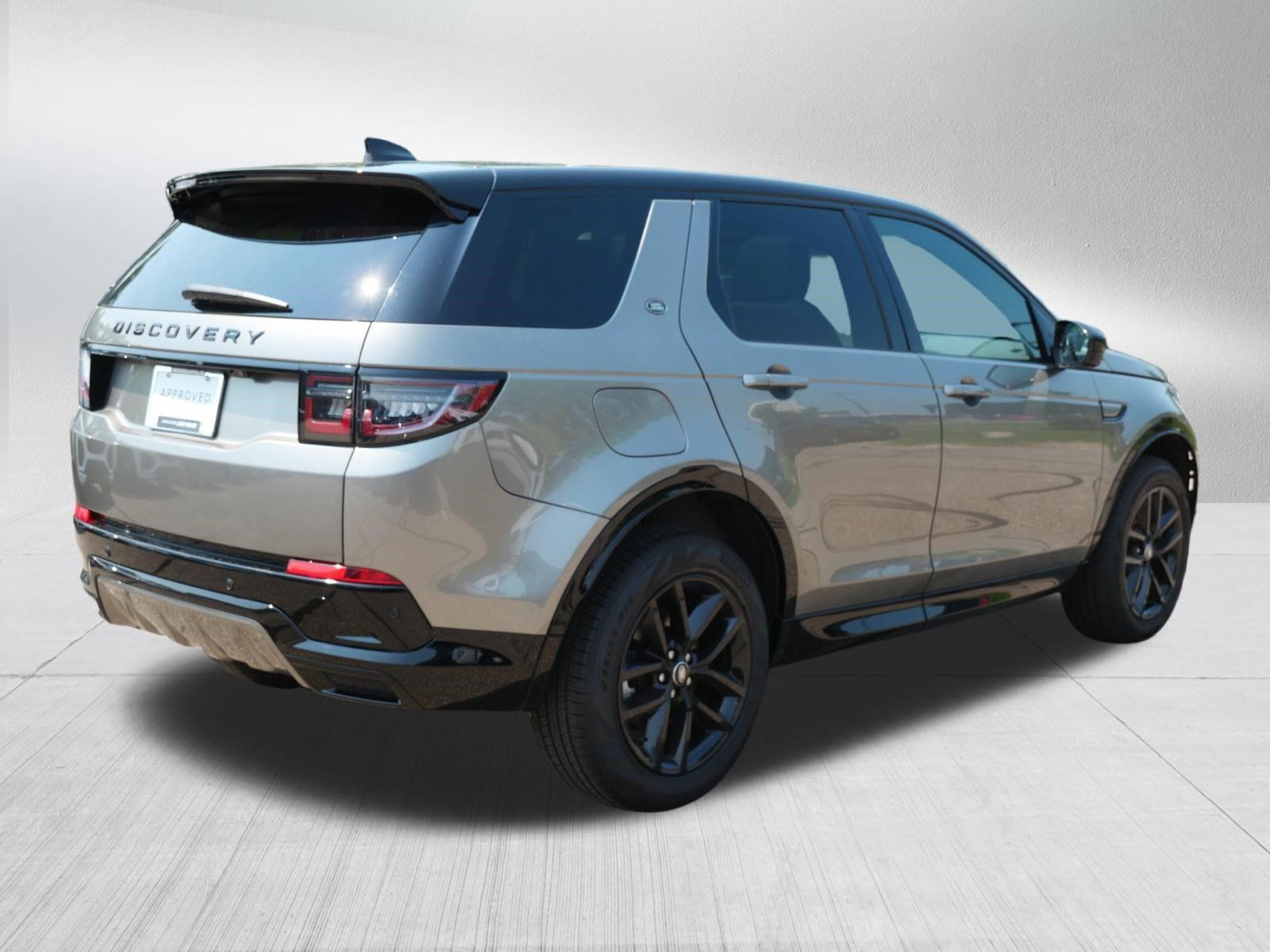 Certified 2024 Land Rover Discovery Sport Dynamic SE AWD/4WD image 5