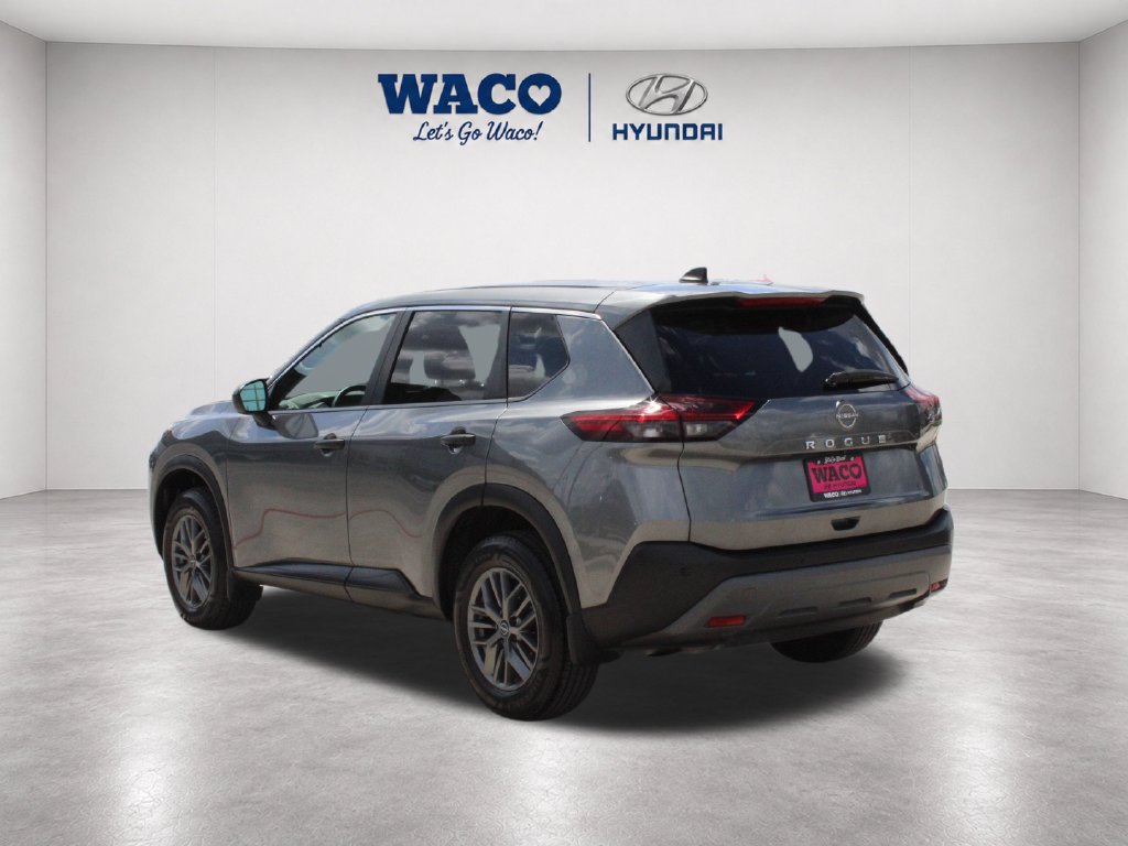 Used 2023 Nissan Rogue S FWD image 7