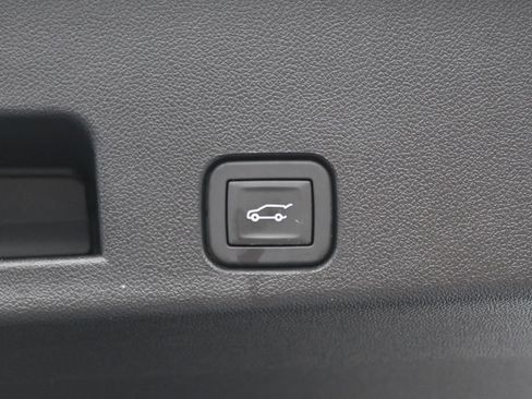 Used 2026 Chevrolet Traverse Z71 w/ Driver Confidence Package AWD/4WD image 31