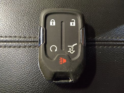 Used 2020 GMC Terrain SLT w/ Preferred Package FWD image 32