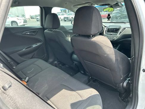 Used 2023 Chevrolet Malibu LS FWD image 29