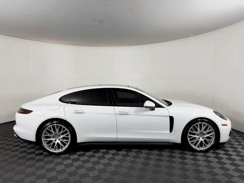Used 2017 Porsche Panamera 4 AWD/4WD image 7