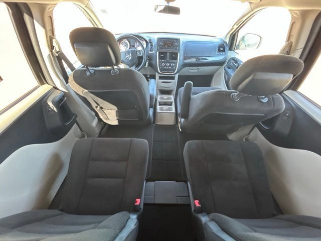 Used 2016 Dodge Grand Caravan SE w/ Quick Order Package 29E SE FWD image 35