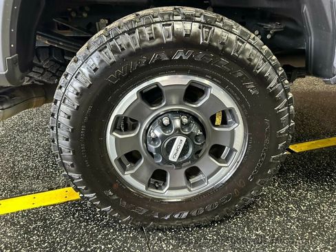 Used 2023 Ford F350 Platinum w/ Tremor Off-Road Package AWD/4WD image 10