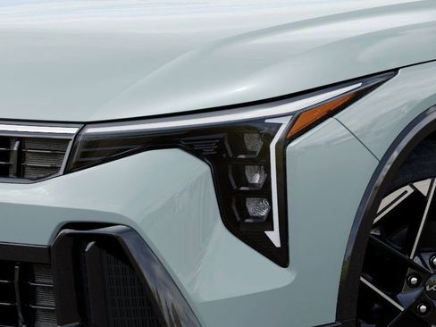 New 2025 Kia K4 GT-Line w/ GT-Line Sunroof Package image 10