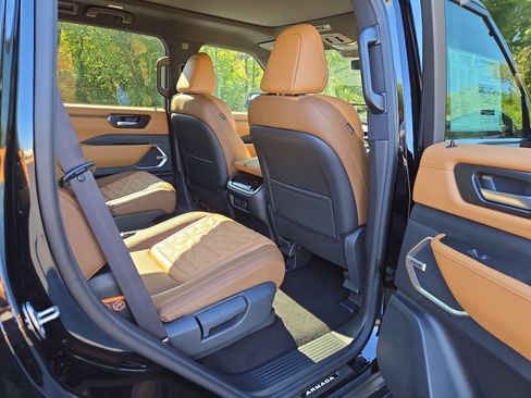 New 2026 Nissan Armada Platinum Reserve w/ Convenience Package image 17