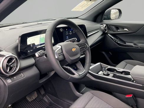 Used 2026 Chevrolet Equinox LT w/ LPO, Floor Liner Package FWD image 20