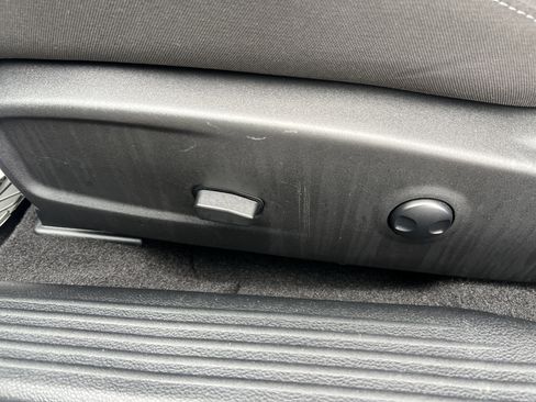 Used 2023 Dodge Challenger R/T w/ Blacktop Package image 15