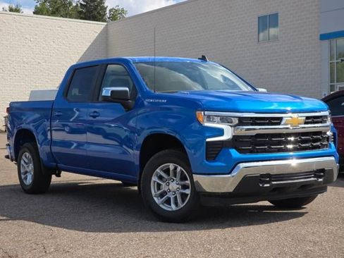 New 2026 Chevrolet Silverado 1500 LT image 2