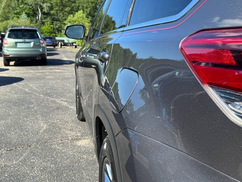 Used 2019 Toyota Highlander Limited Platinum AWD/4WD image 20