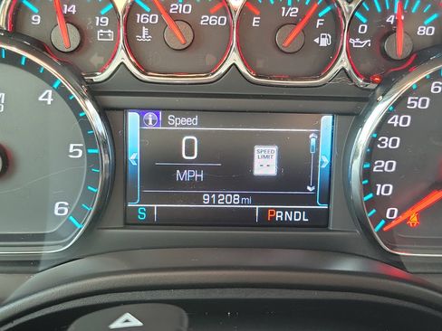 Used 2019 Chevrolet Tahoe LT w/ RST Edition image 22