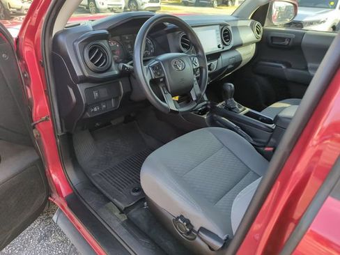 Used 2021 Toyota Tacoma SR w/ SR Convenience Package image 10