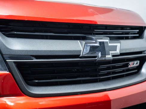 Used 2015 Chevrolet Colorado Z71 image 11