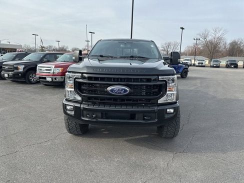 Certified 2022 Ford F250 Lariat w/ Tremor Off-Road Package image 2