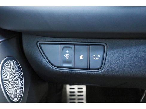 Used 2025 Genesis G70 3.3T Advanced w/ Sport Prestige Package image 21