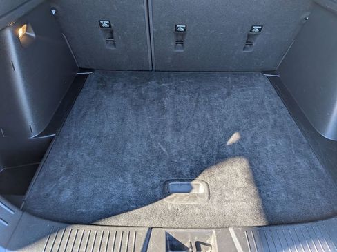 Used 2025 Chevrolet Trax LS image 29