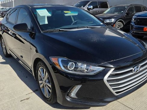 Used 2017 Hyundai Elantra Value Edition FWD image 3