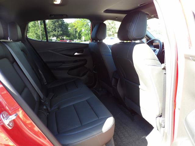 Used 2024 Buick Envista Sport Touring w/ Convenience I Package FWD image 39