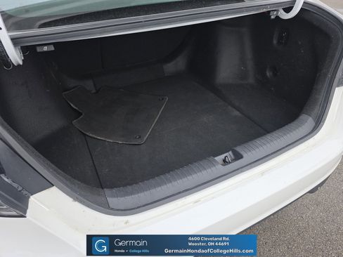 Certified 2023 Honda Accord EX image 25