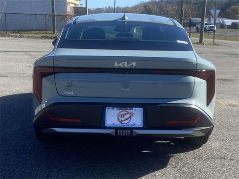 New 2025 Kia K4 EX image 3