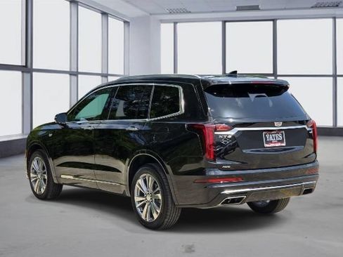 Used 2024 Cadillac XT6 Premium Luxury w/ LPO, Floor Liner Package AWD/4WD image 5