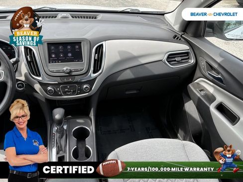 Used 2022 Chevrolet Equinox LS FWD image 17