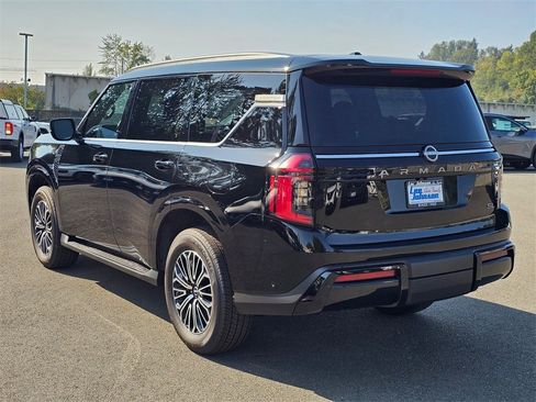 New 2025 Nissan Armada SL image 7